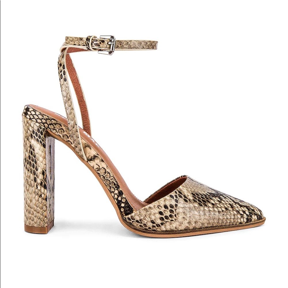 Alias Mae Layton Heel in Beige Snake